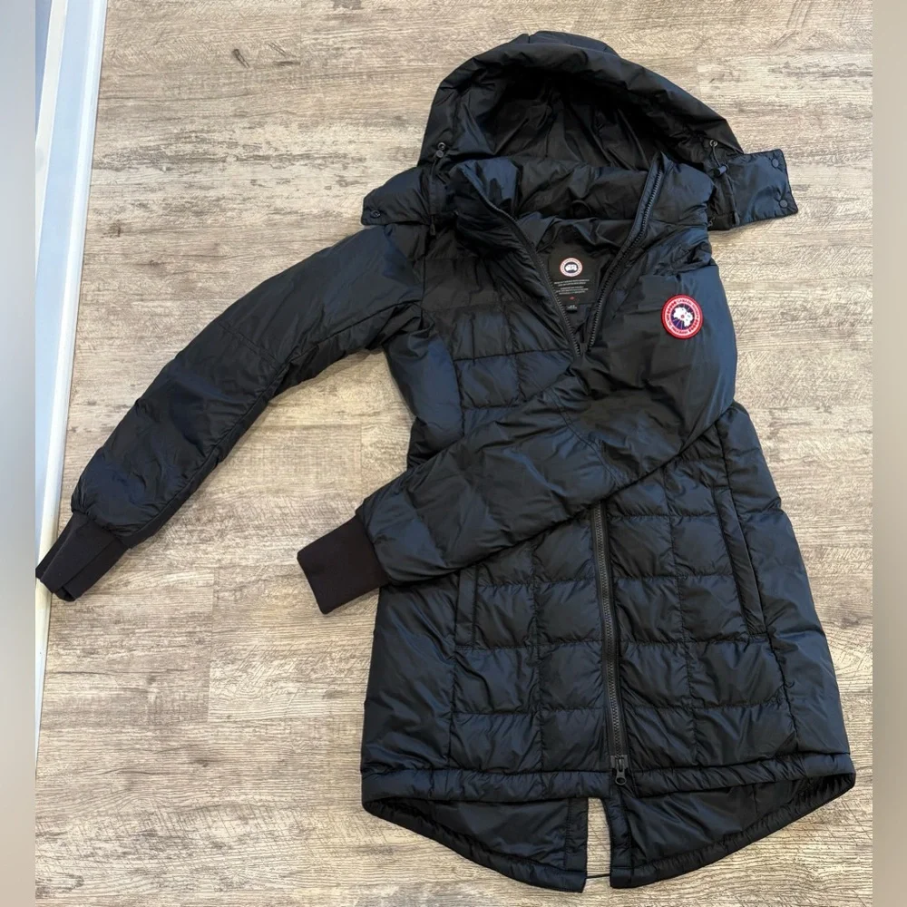 Canada Goose Women's Black Ellison Puffer Coat NEW - Picture 5 of 16